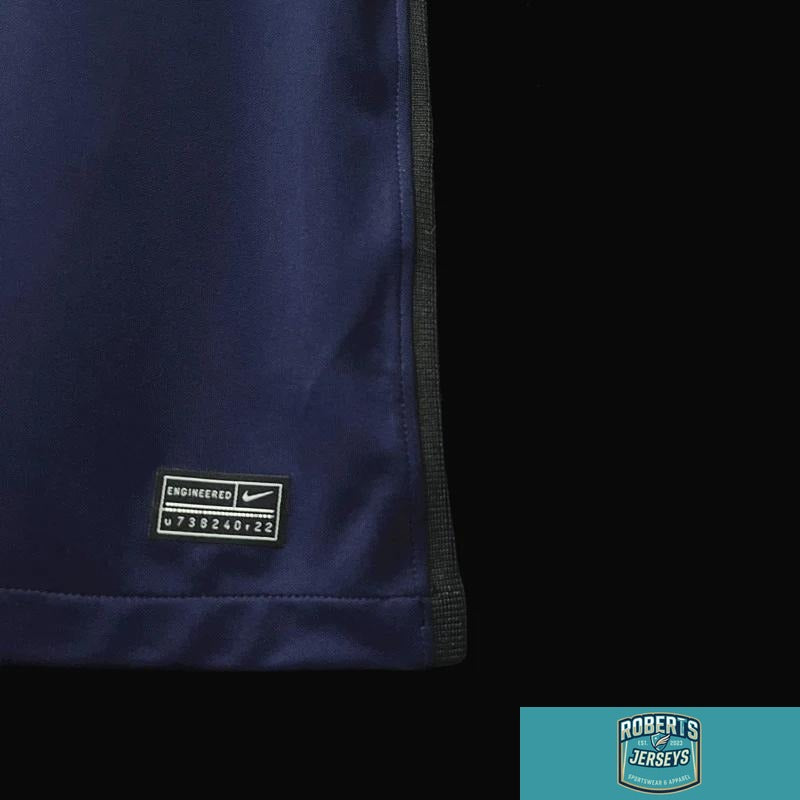 ce109c7d60425fbfe5eeef9c.jpg